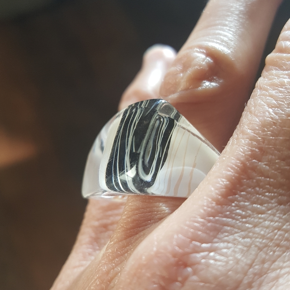 Rectangular Black And White Plastic Ring - image 2